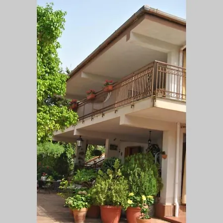 Tatil Evi Super View Mandra Capreria